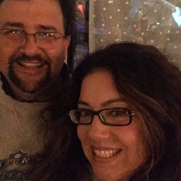 Meet Your Posher, Chris. ❣️❣️POSH AMBASSADOR ❣️❣️ - Picture 8 of 8